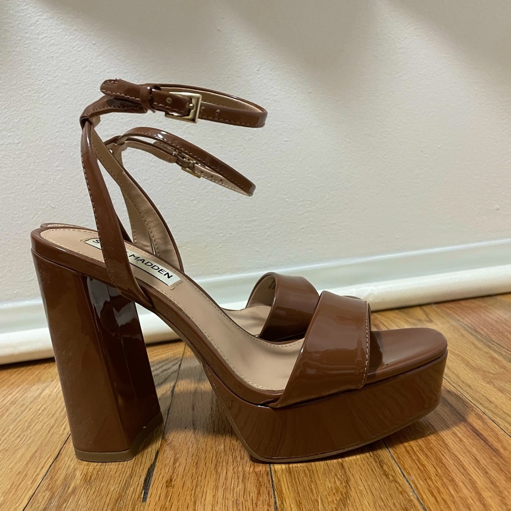Steve Madden LESSA Shoes. Excellent condition. Size 6